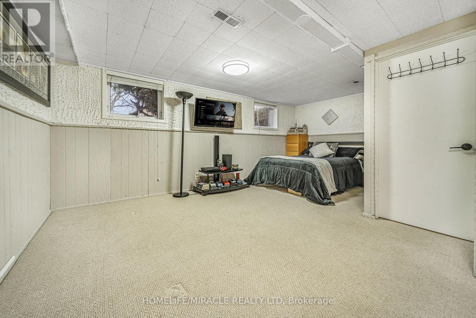 38 River View Drive, Brampton, ON - Indoor