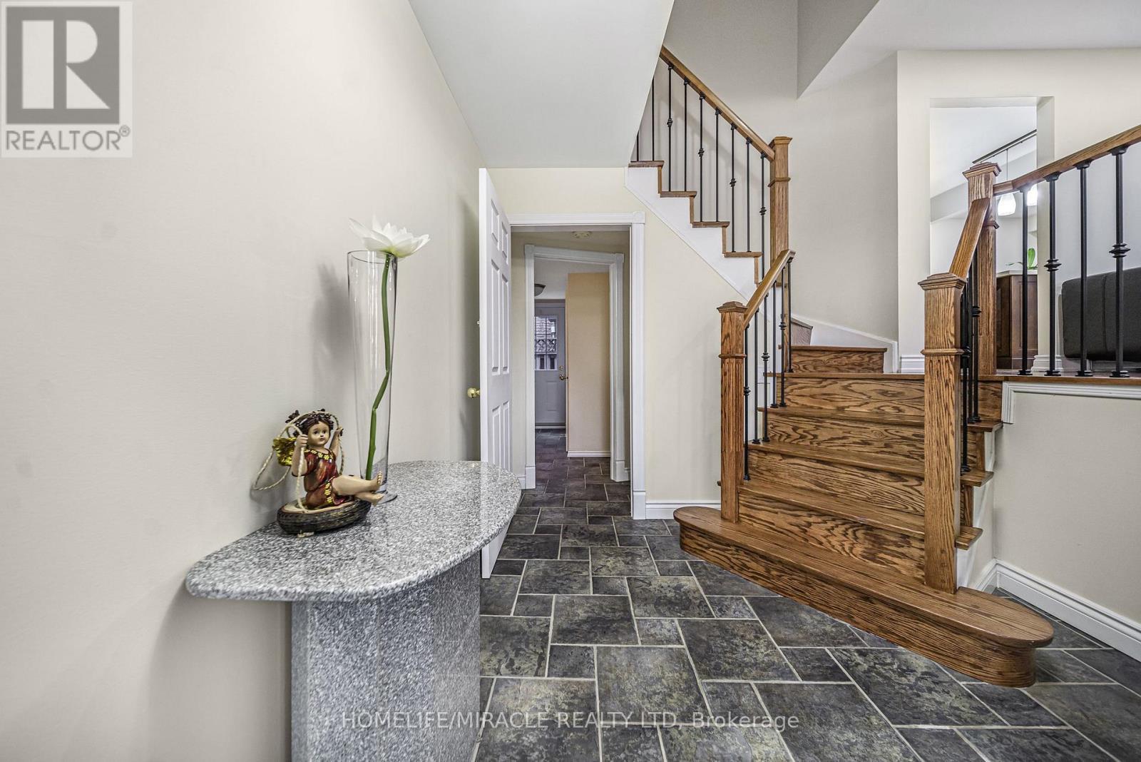 38 River View Drive, Brampton, ON - Indoor Photo Showing Other Room