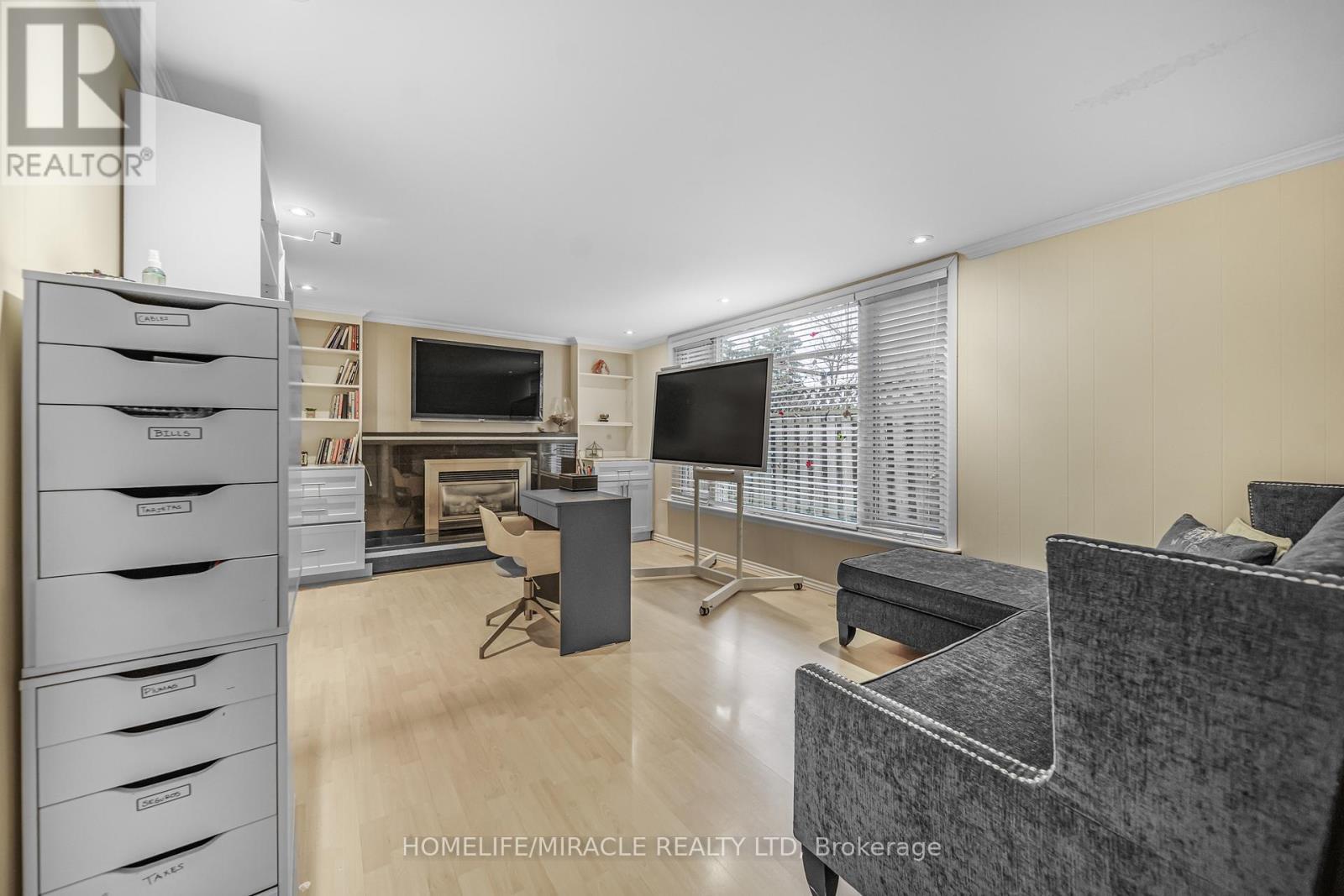 38 River View Drive, Brampton, ON - Indoor