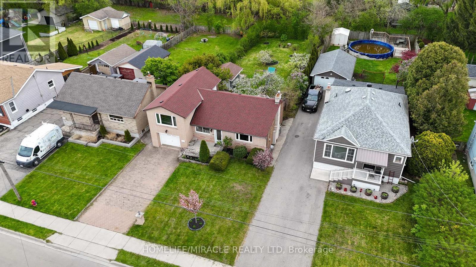 32 Durham Road, Hamilton, ON - Outdoor