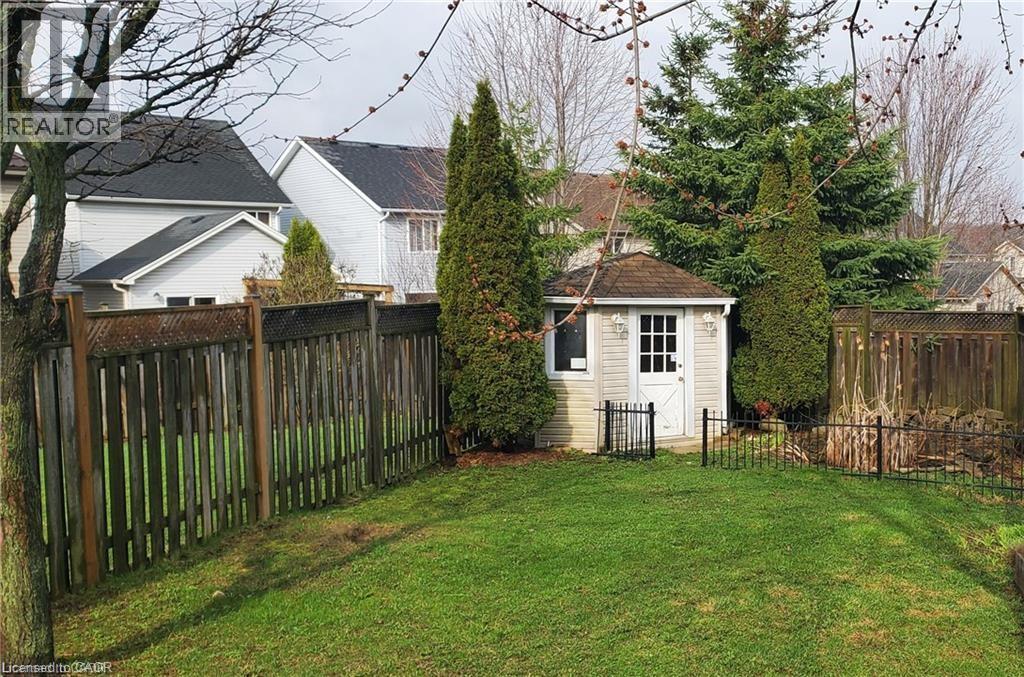725 Paris Boulevard, Waterloo, ON - Outdoor