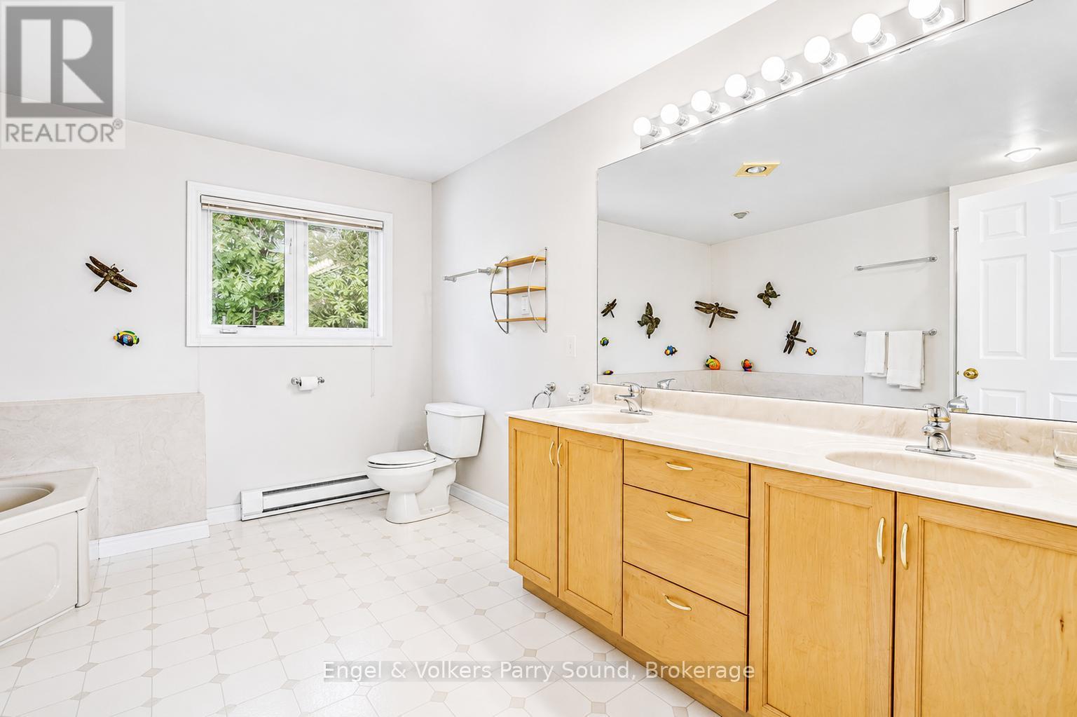 1 Loon Bay, Carling, ON - Indoor Photo Showing Bathroom