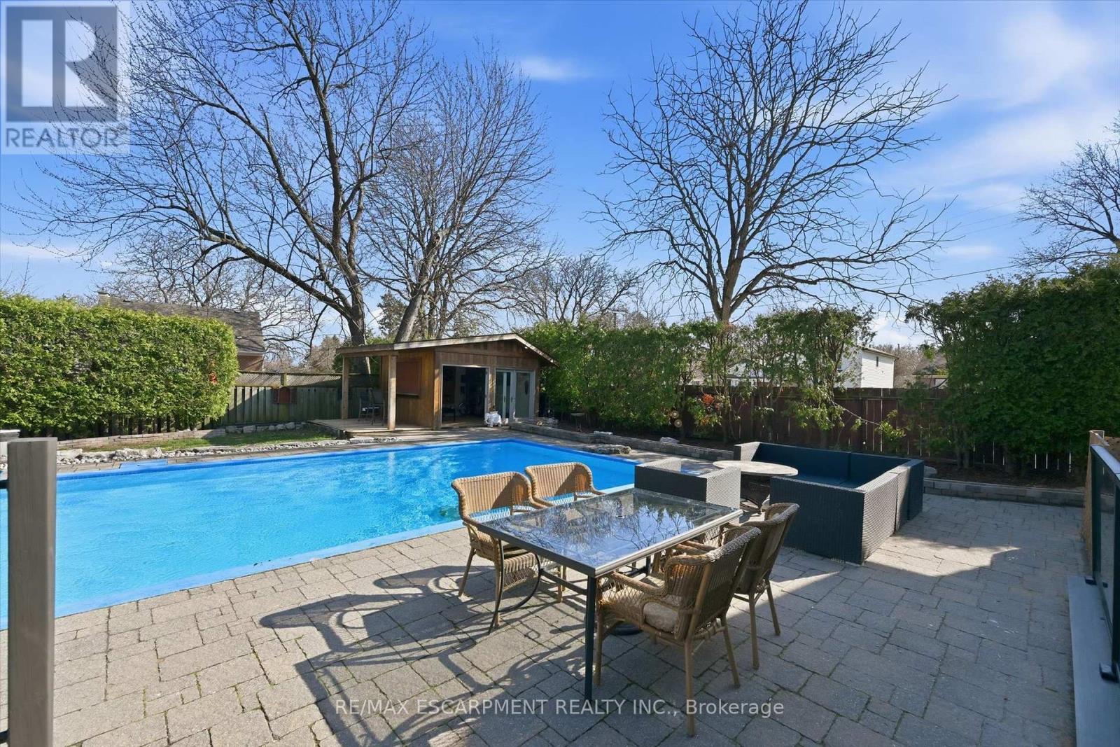 2330 Alma Dale Avenue, Burlington, ON - Outdoor With In Ground Pool With Backyard