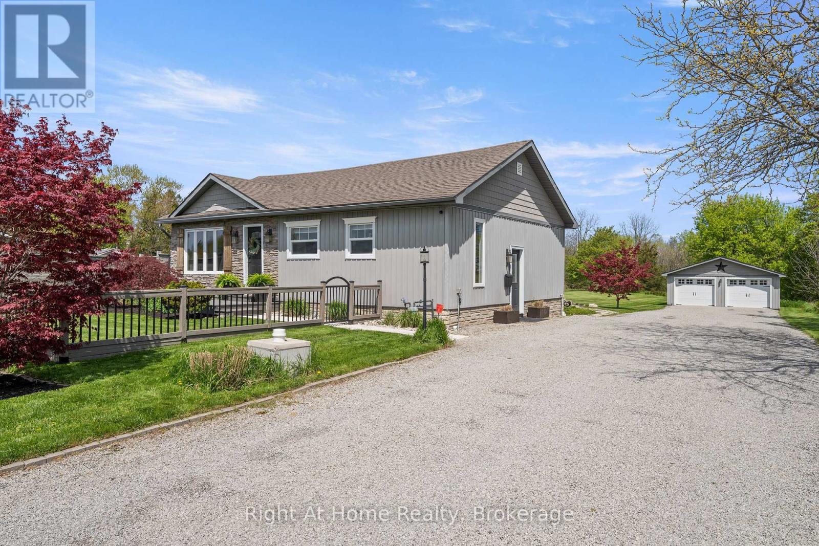 1483 Fifth Ave Louth, St. Catharines (Rural Fourth), ON - Outdoor