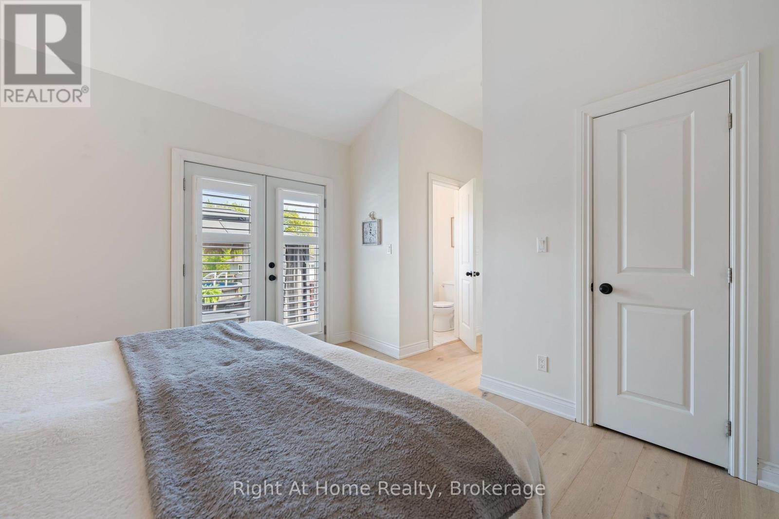 1483 Fifth Ave Louth, St. Catharines (Rural Fourth), ON - Indoor Photo Showing Bedroom