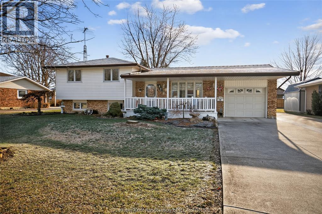 47 Park Lane, Tilbury, ON - Outdoor With Deck Patio Veranda
