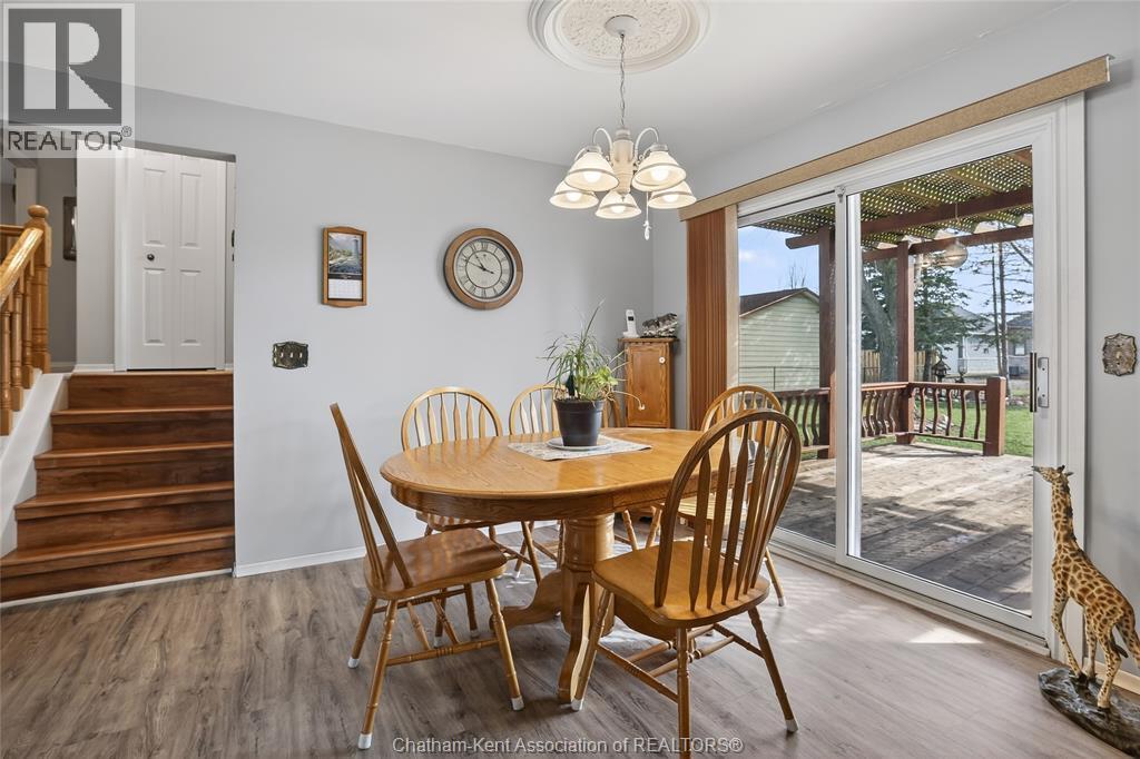 47 Park Lane, Tilbury, ON - Indoor Photo Showing Dining Room