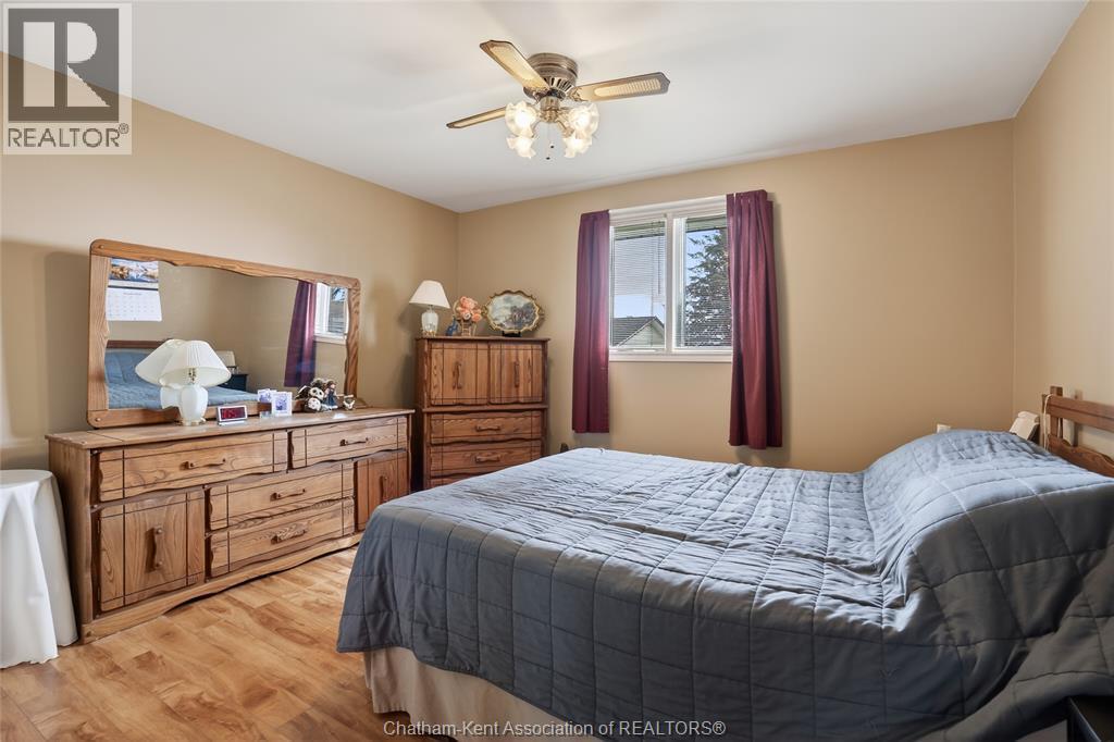 47 Park Lane, Tilbury, ON - Indoor Photo Showing Bedroom