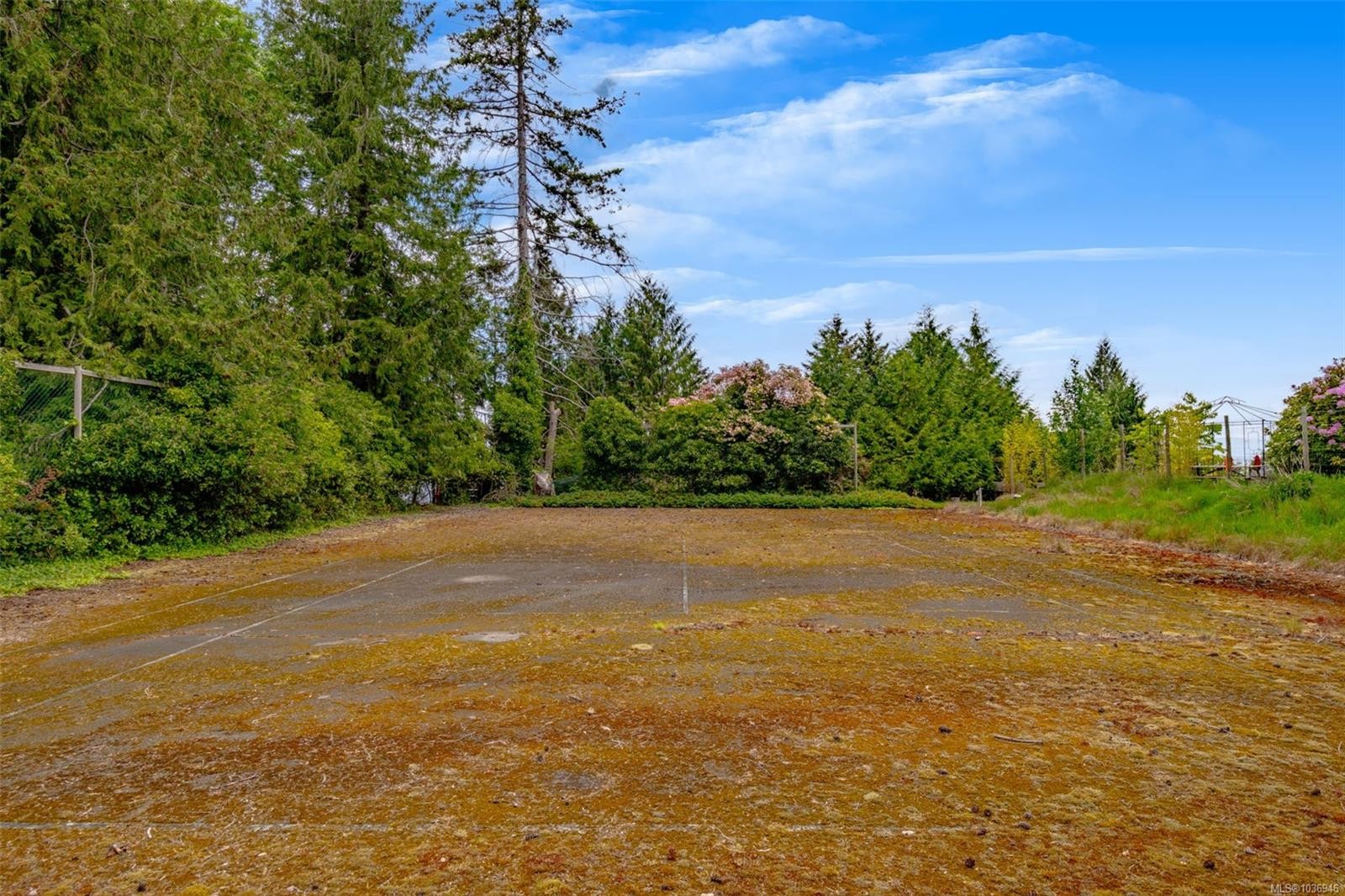 391 Burnham Rd, Qualicum Beach, BC