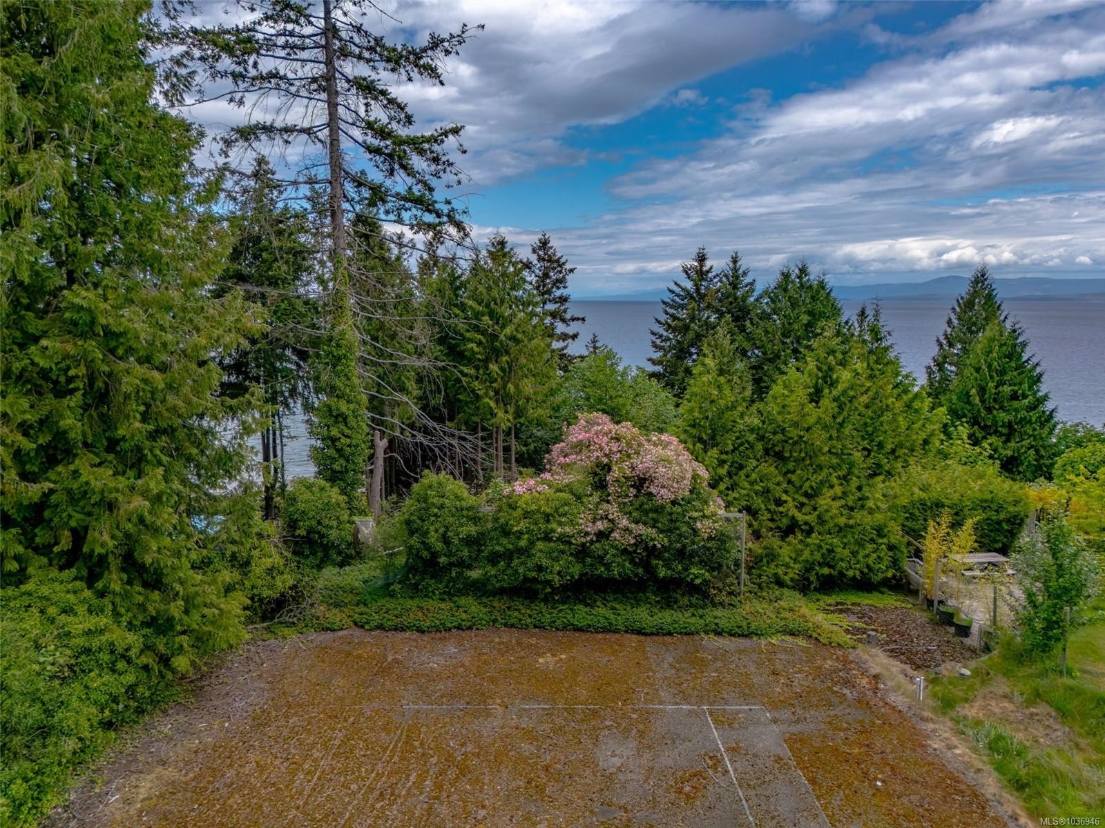 391 Burnham Rd, Qualicum Beach, BC