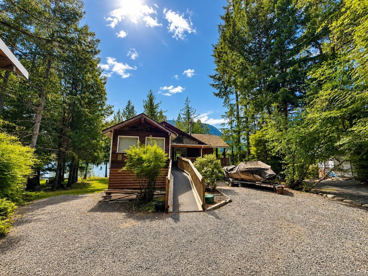 3148 Bay Rd, Qualicum Beach, BC