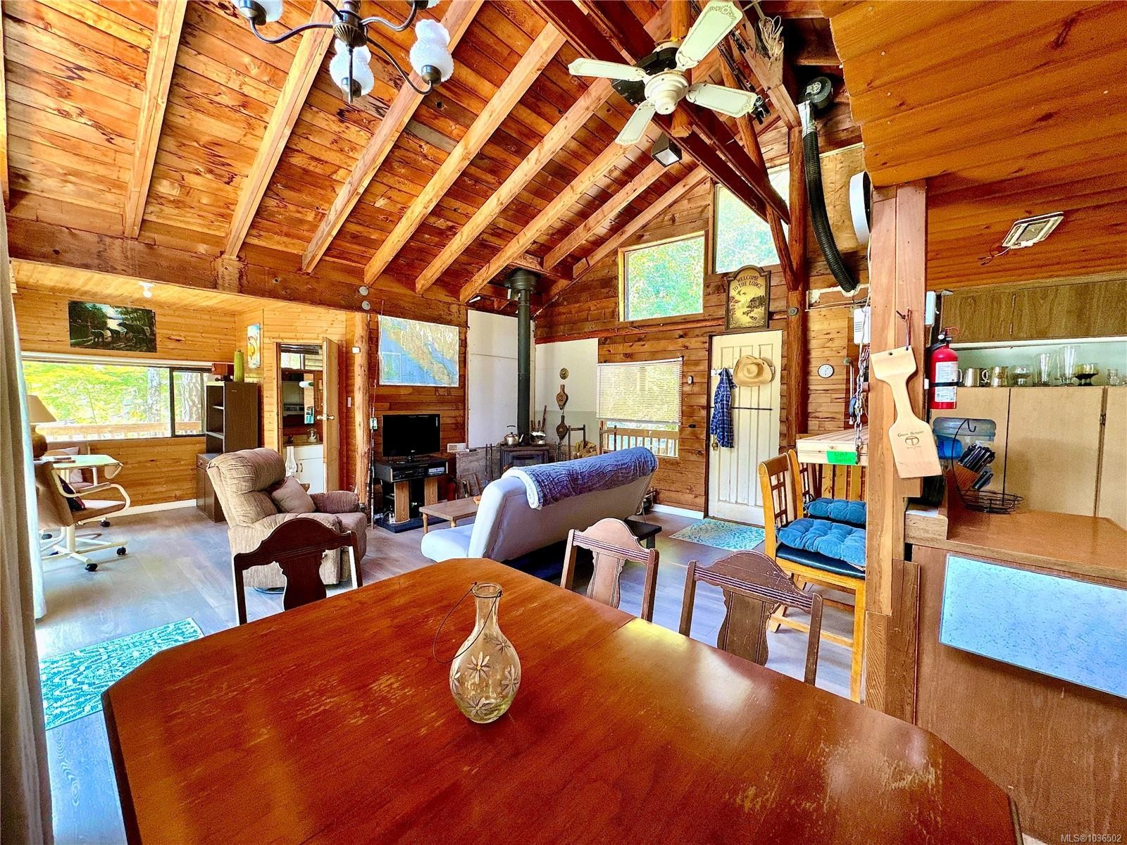 3148 Bay Rd, Qualicum Beach, BC