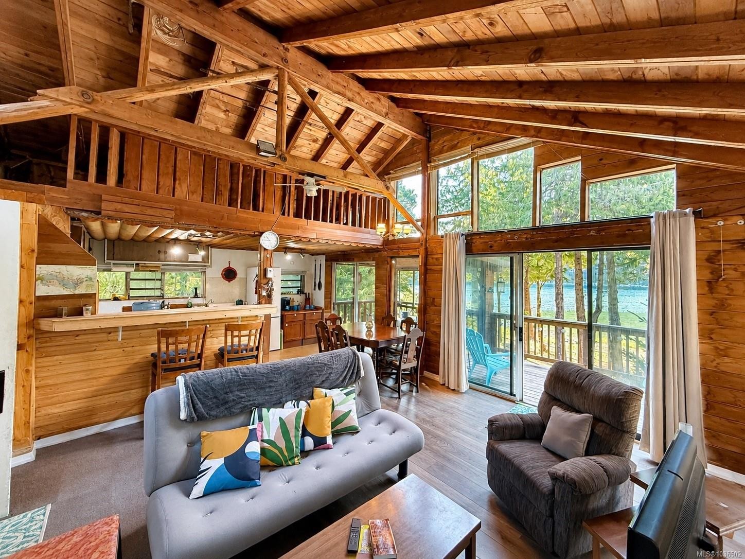 3148 Bay Rd, Qualicum Beach, BC
