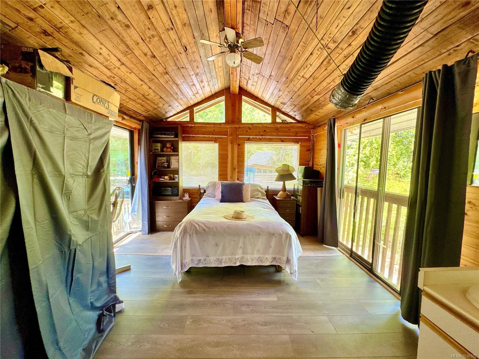 3148 Bay Rd, Qualicum Beach, BC