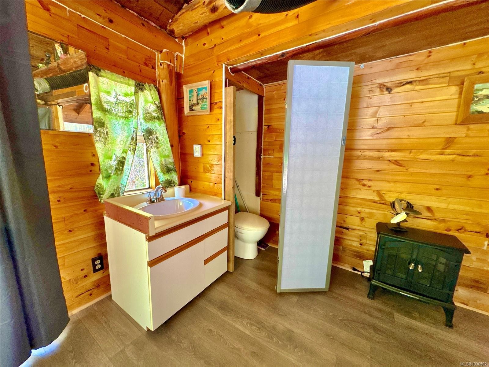 3148 Bay Rd, Qualicum Beach, BC