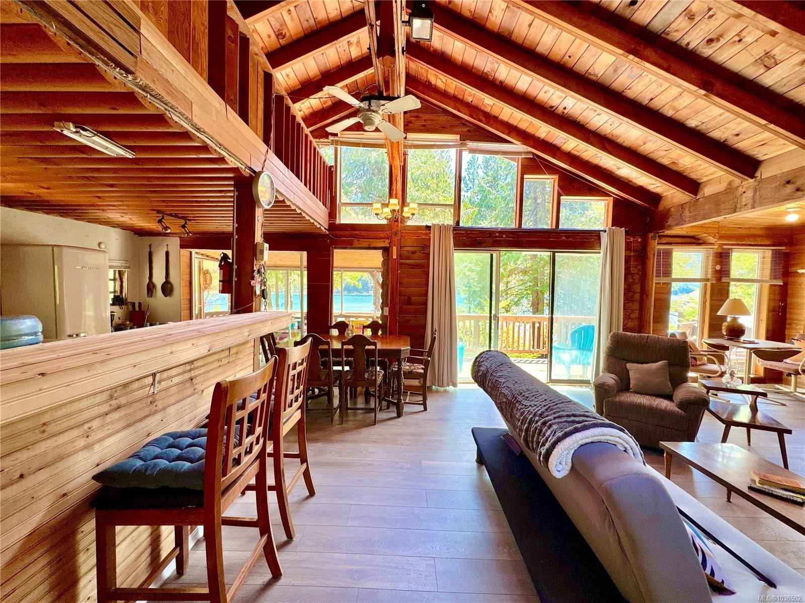 3148 Bay Rd, Qualicum Beach, BC