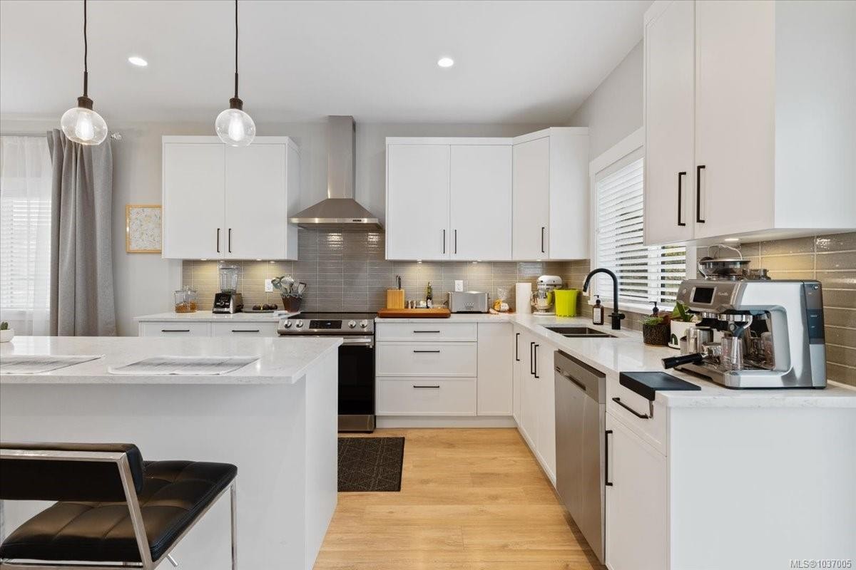1360 Flint Ave, Langford, BC