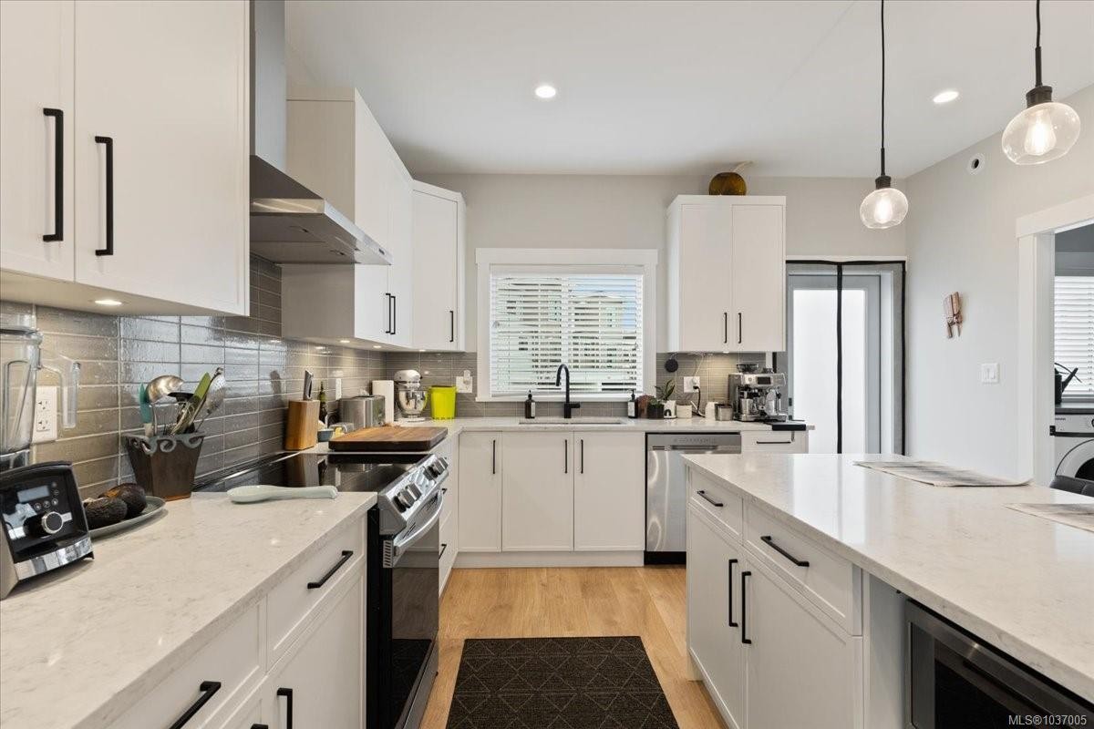 1360 Flint Ave, Langford, BC