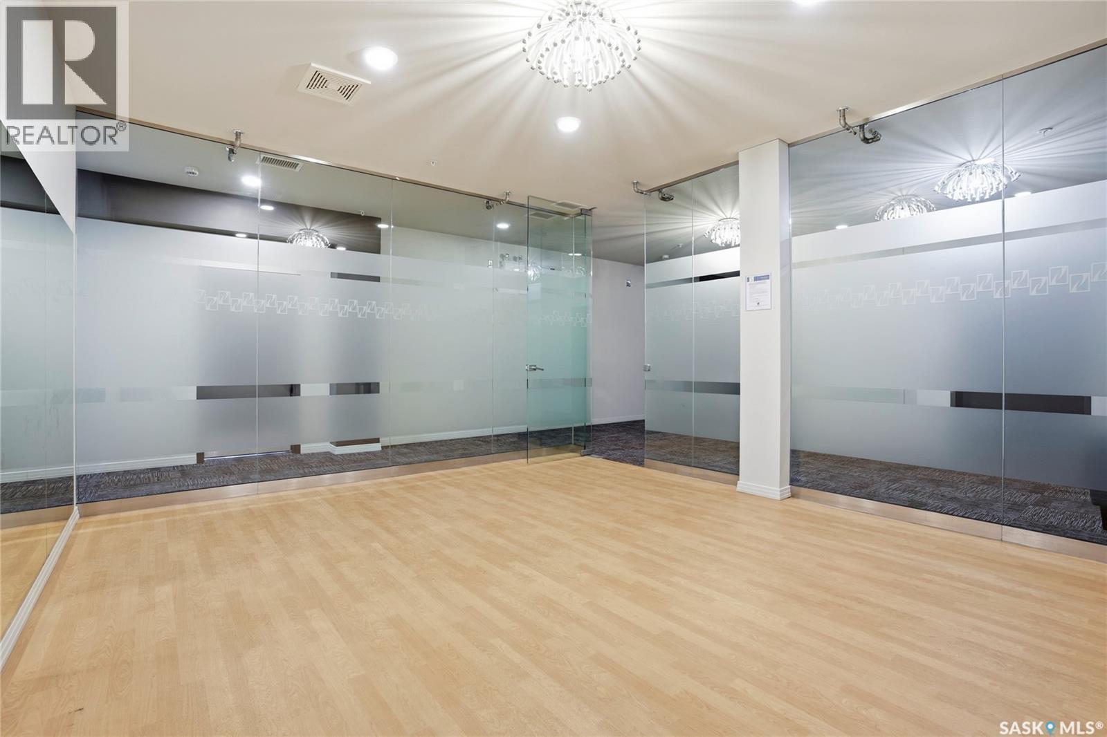 212 235 Evergreen Square, Saskatoon, SK - Indoor