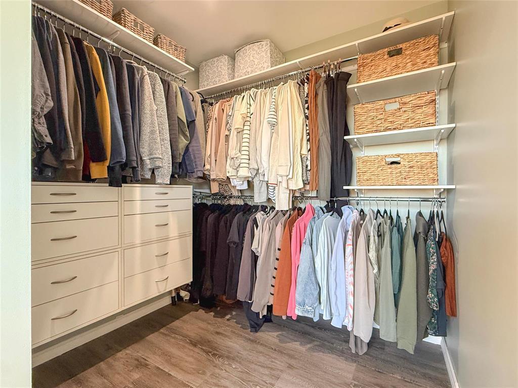 348 Hoops Loop Road, Shilo, MB - Indoor With Storage