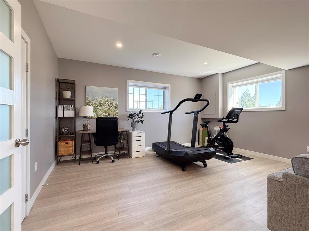 348 Hoops Loop Road, Shilo, MB - Indoor Photo Showing Gym Room