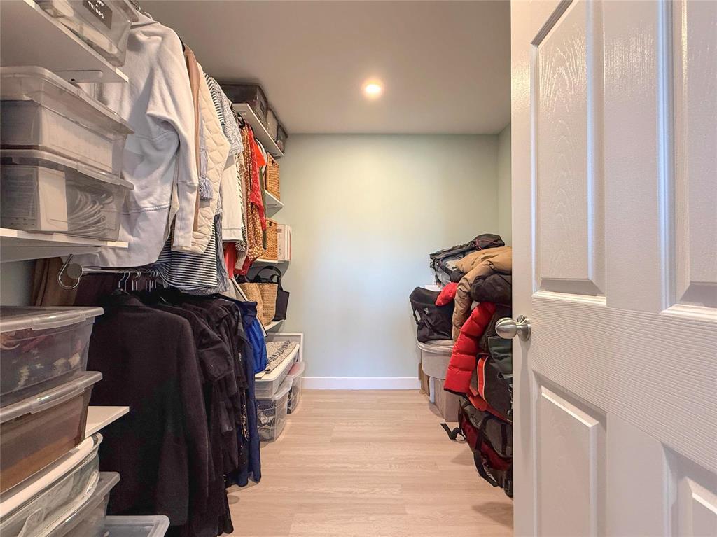 348 Hoops Loop Road, Shilo, MB - Indoor With Storage
