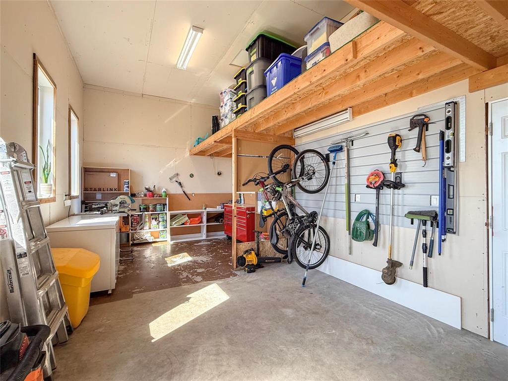 348 Hoops Loop Road, Shilo, MB - Indoor