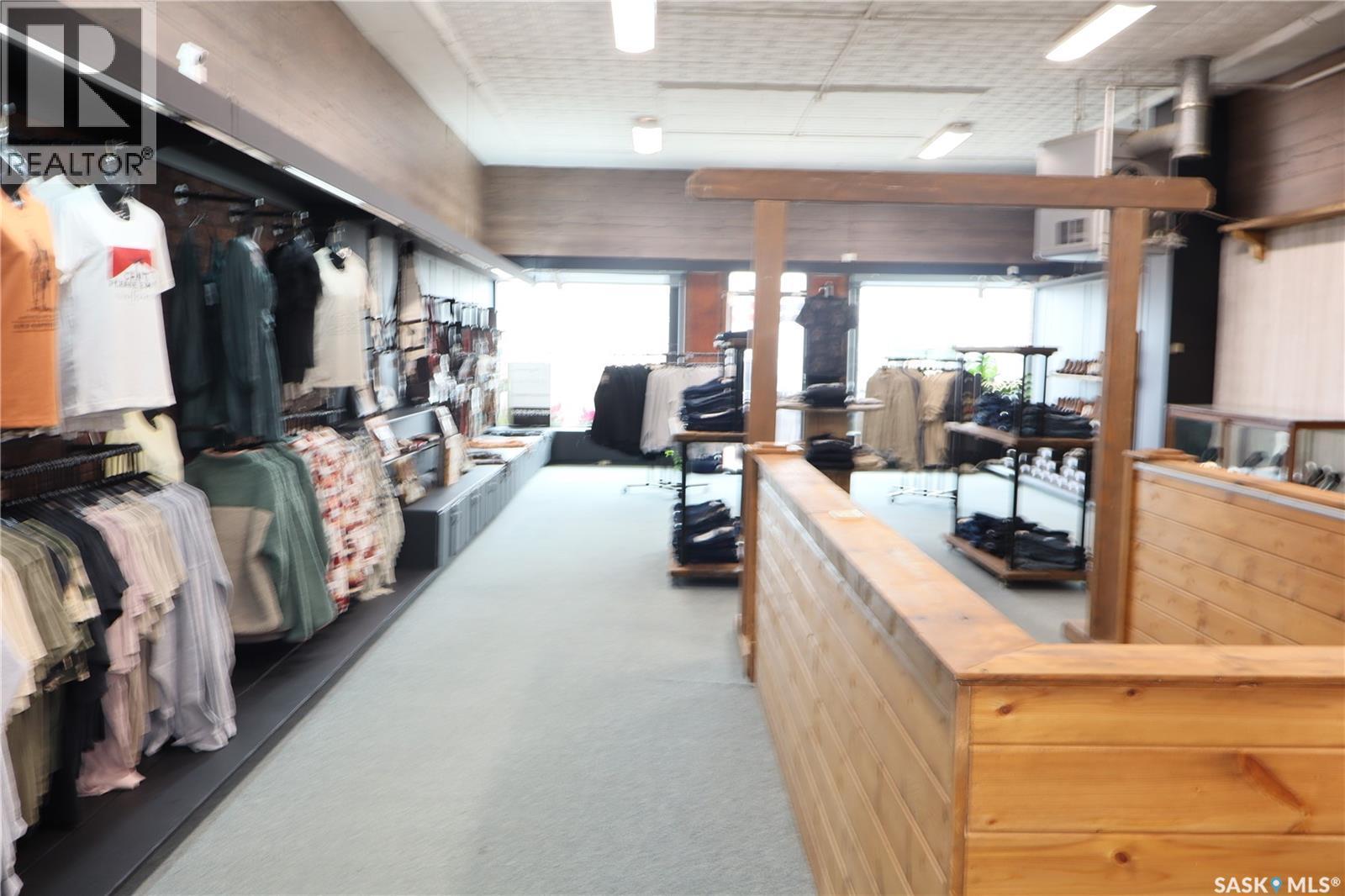 128 Centre Street, Assiniboia, SK