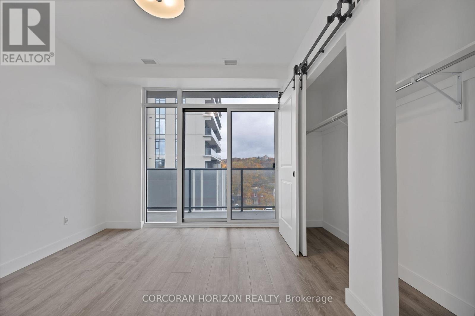 901 - 50 Grand Avenue S, Cambridge, ON - Indoor Photo Showing Other Room