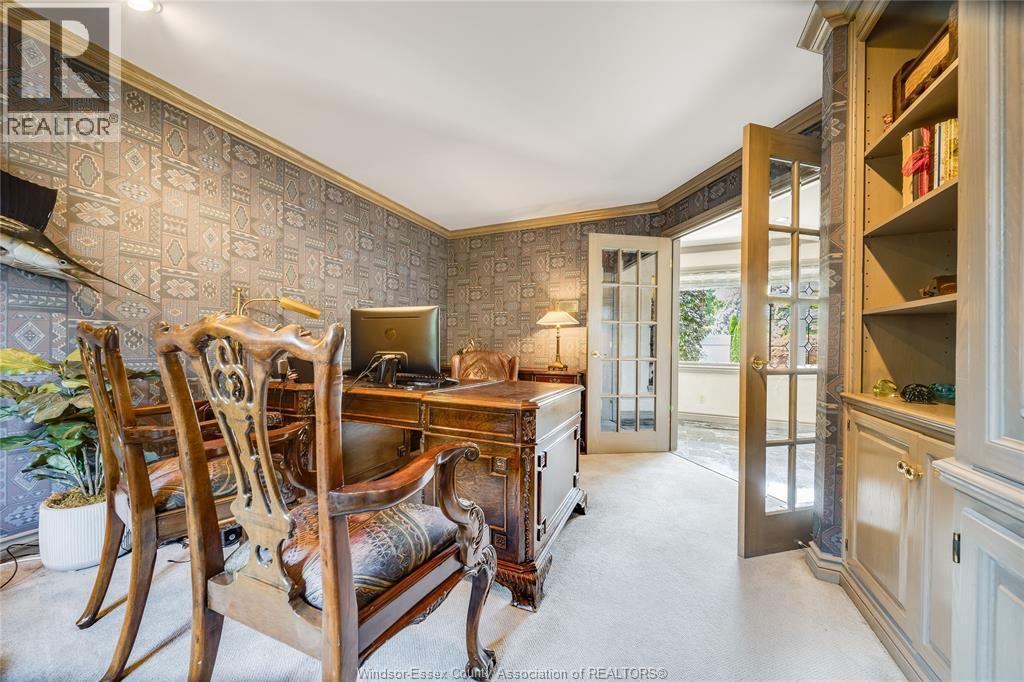 13018 Riverside Drive, Tecumseh, ON - Indoor