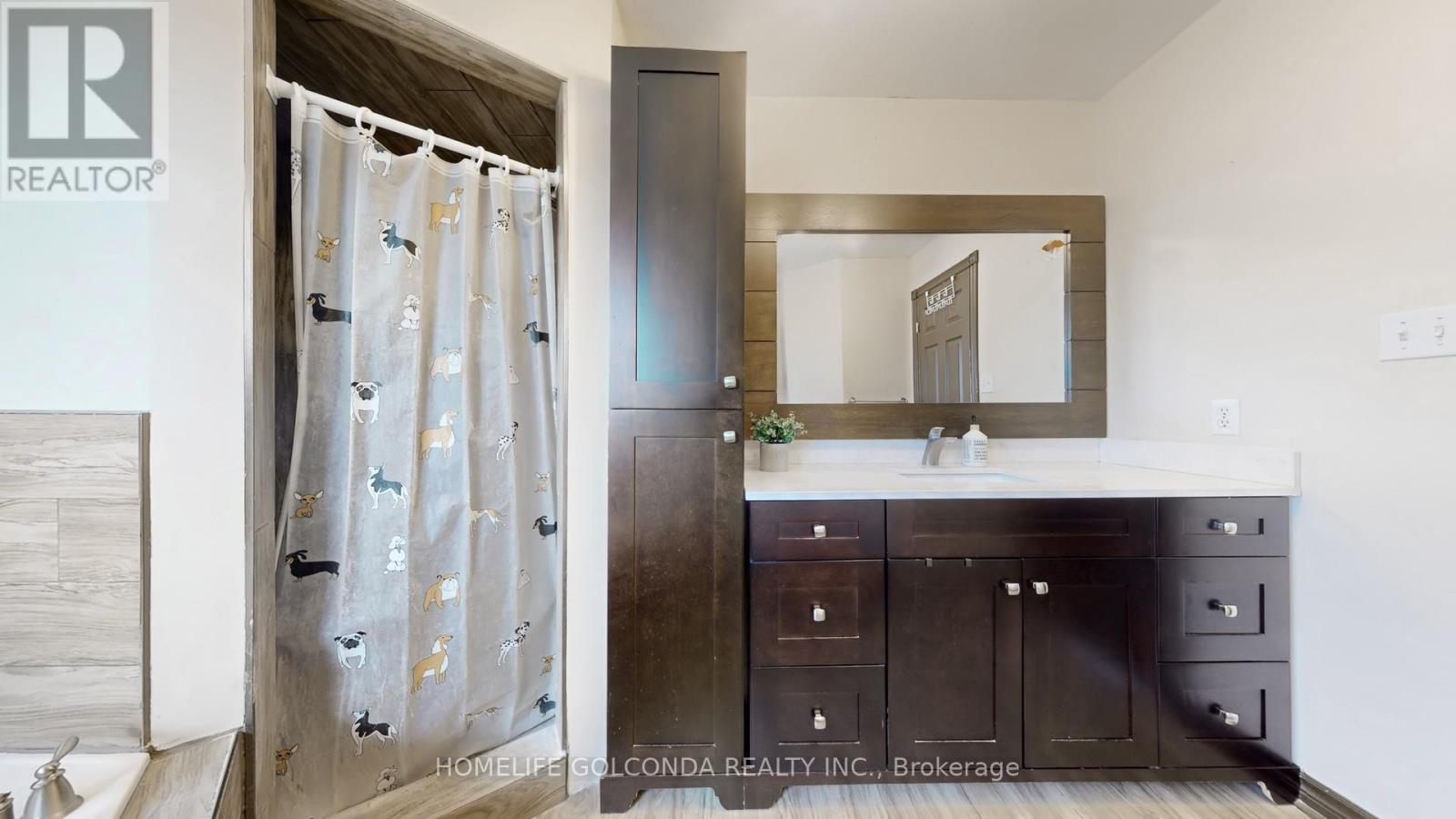 39 Etherington Crescent, Barrie, ON - Indoor Photo Showing Bathroom