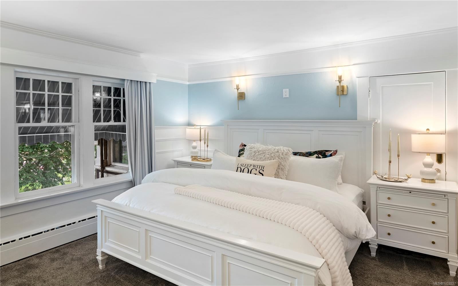 1069 Joan Cres, Victoria, BC