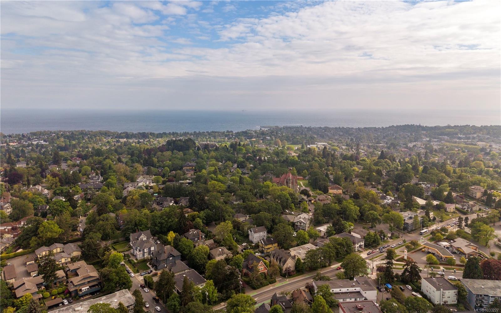 1069 Joan Cres, Victoria, BC