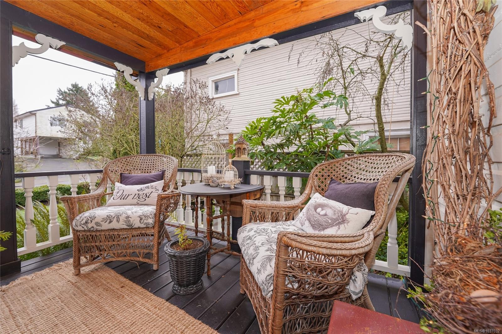 814 Hereward Rd, Victoria, BC