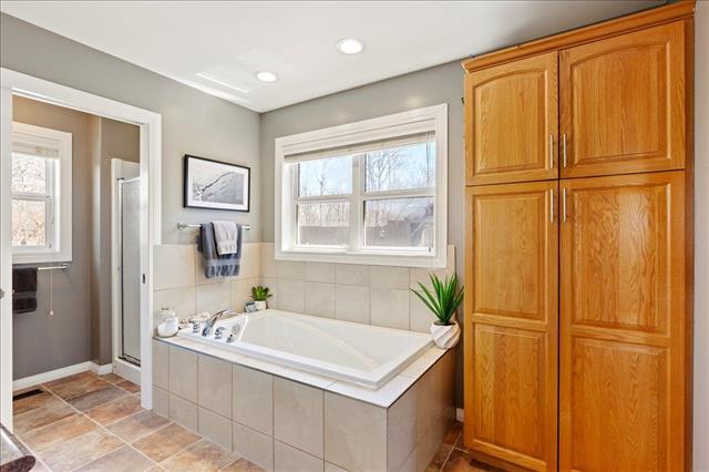 11 Spillway Cove, St Malo, MB
