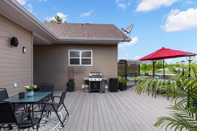 11 Spillway Cove, St Malo, MB