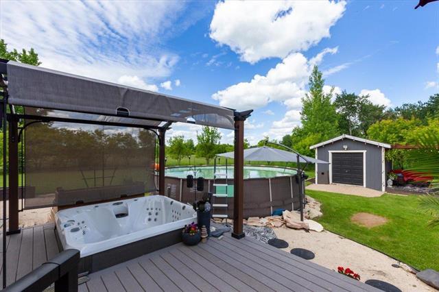 11 Spillway Cove, St Malo, MB