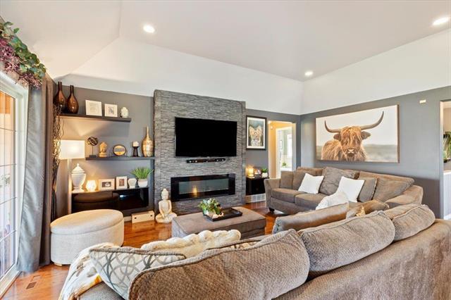 11 Spillway Cove, St Malo, MB