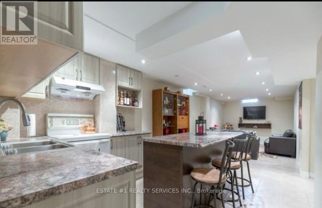 Bsmnt - 36 Dafoe Crescent E, Brampton, ON - Indoor