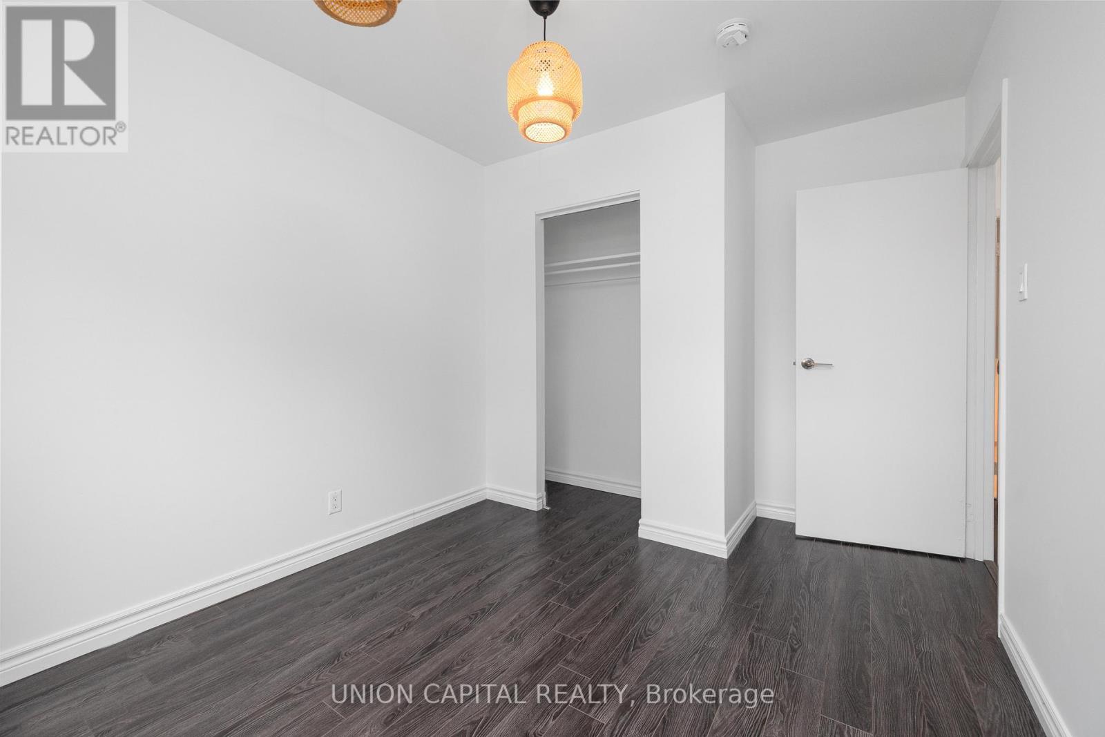 34 Lisburn Crescent, Toronto, ON - Indoor Photo Showing Other Room
