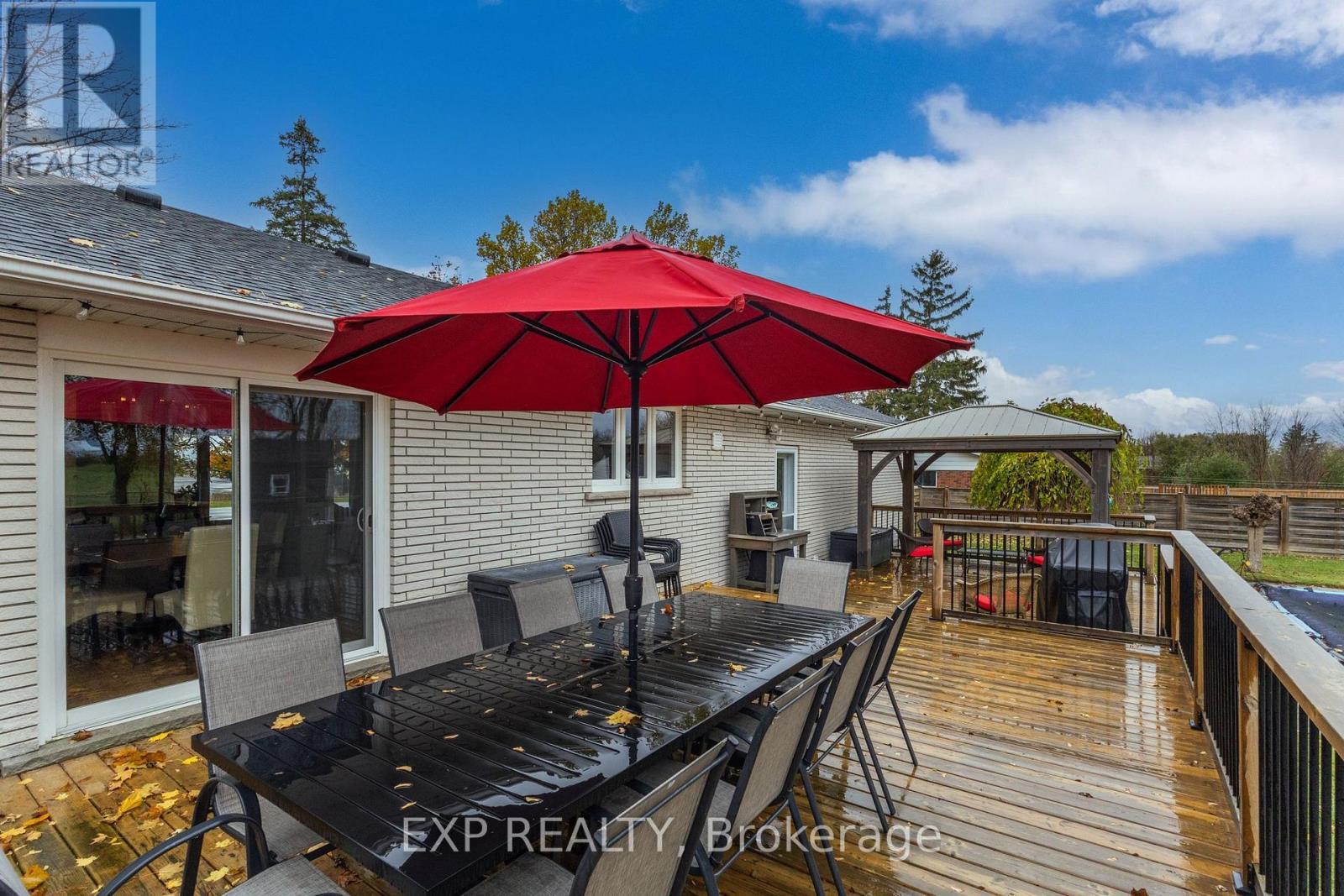 2116 Binbrook Road E, Hamilton, ON - Outdoor With Deck Patio Veranda