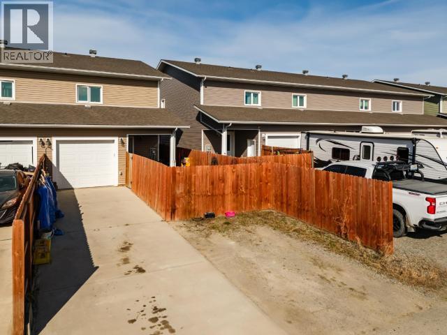137 Olive May Way, Whitehorse, YT - Outdoor