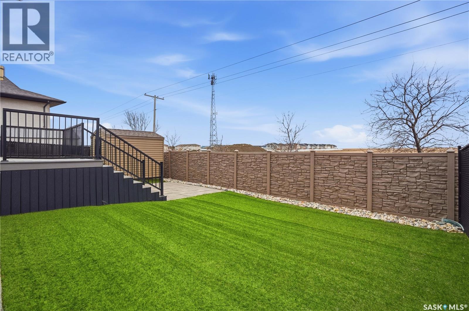 1532 Maple Hill Crescent N, Regina, SK - Outdoor With Deck Patio Veranda