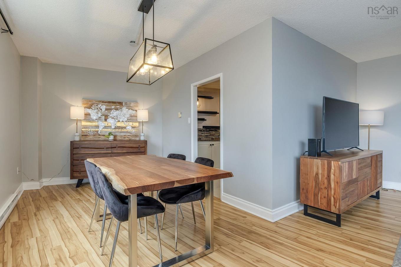 503 1074 Wellington Street, Halifax, NS