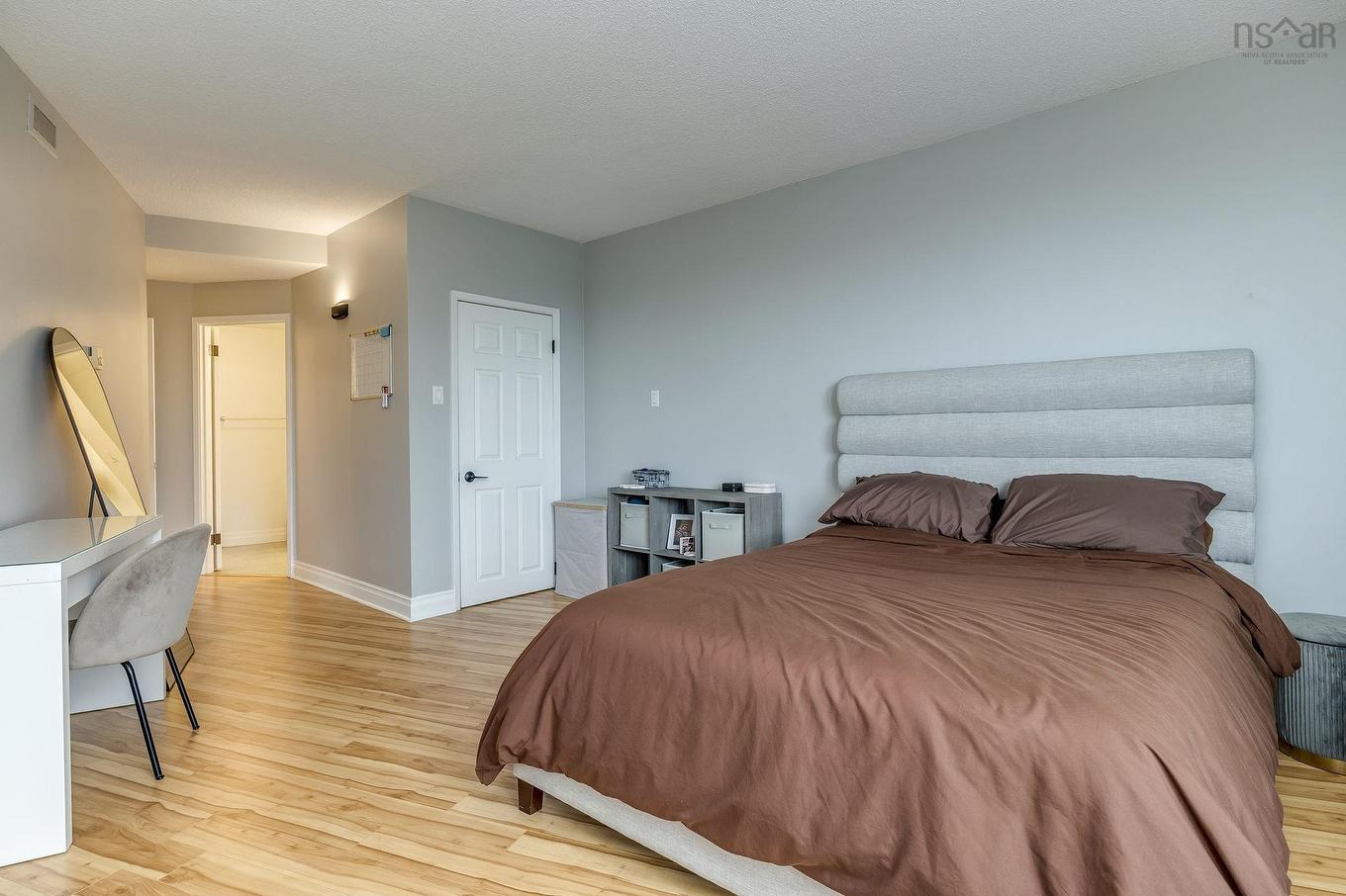 503 1074 Wellington Street, Halifax, NS