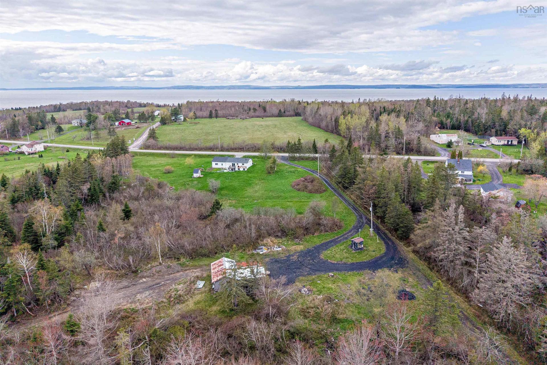 7942 Highway 215, Cambridge, NS