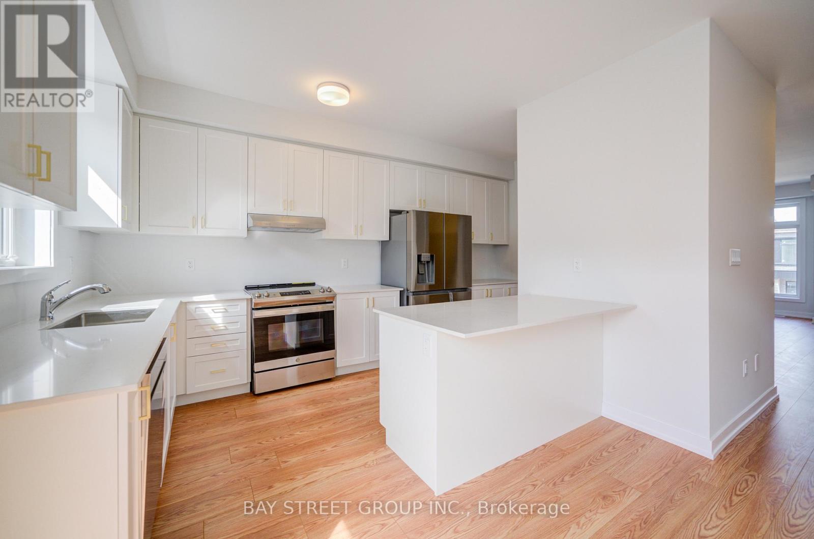 36 Danielle Moore Circle, Toronto, ON - Indoor Photo Showing Kitchen With Stainless Steel Kitchen With Upgraded Kitchen