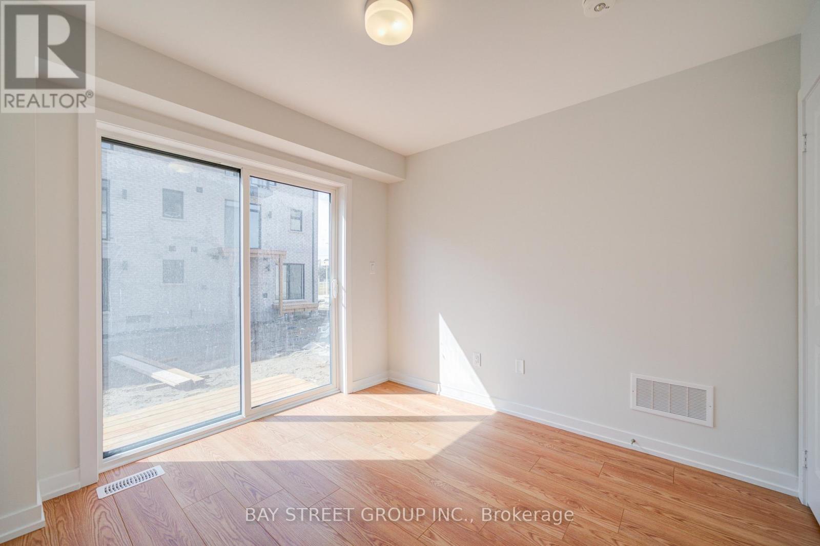 36 Danielle Moore Circle, Toronto, ON - Indoor Photo Showing Other Room