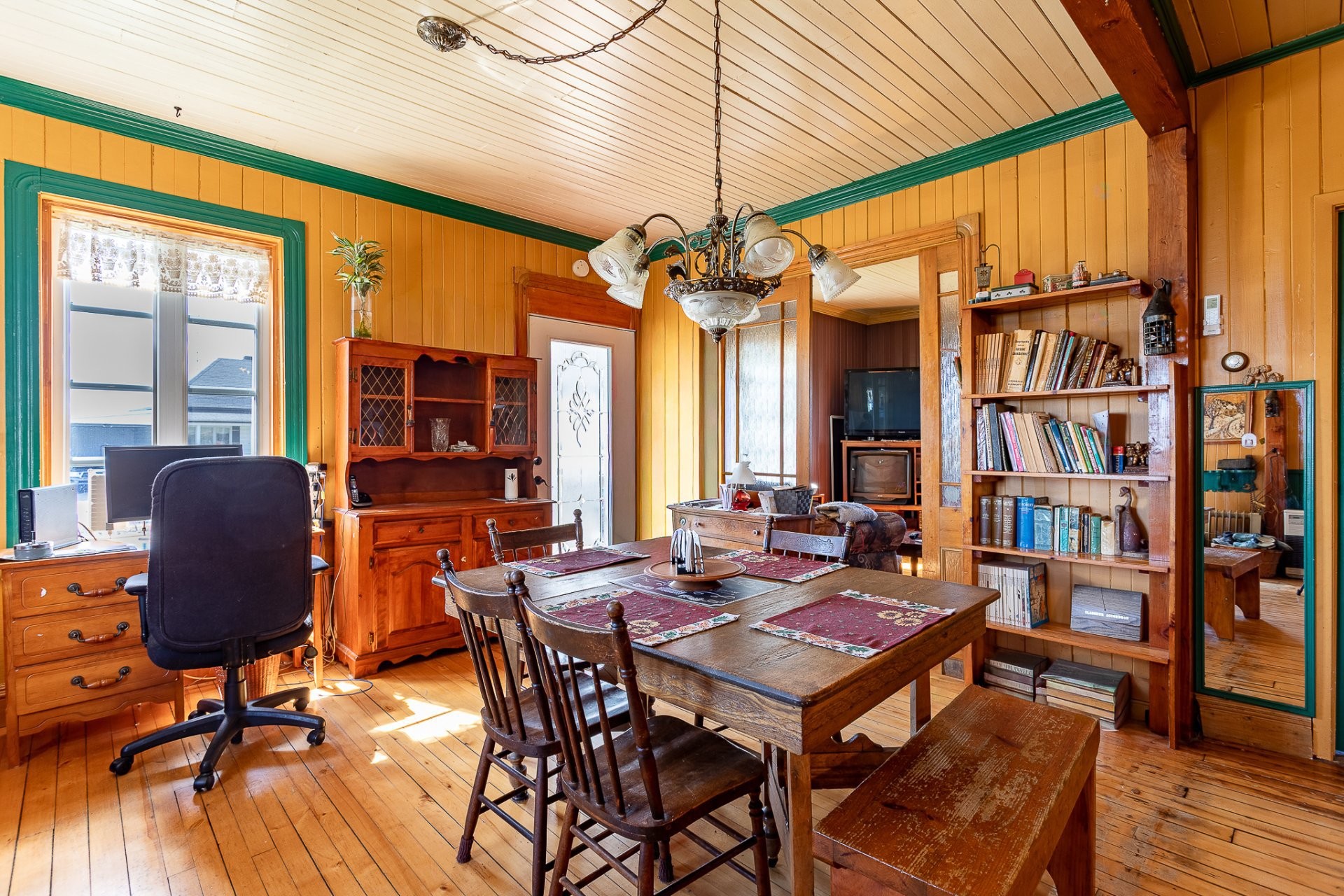 Dining Room - 181 Rg St-Augustin, Saint-Prosper-De-Champlain, QC - Indoor Photo Showing Dining Room