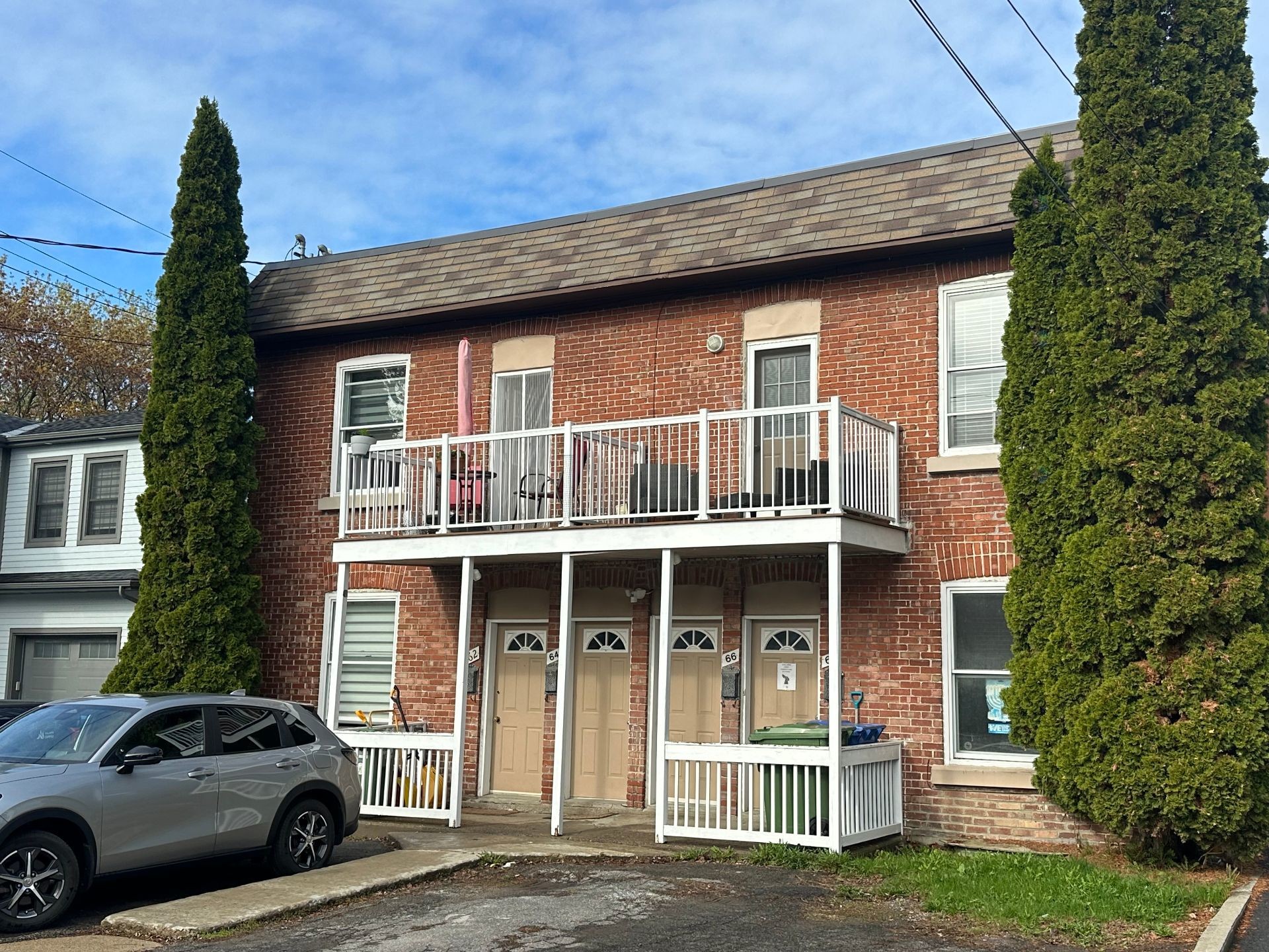 Entry - 66 Av. Victoria, Pointe-Claire, QC - Outdoor With Facade
